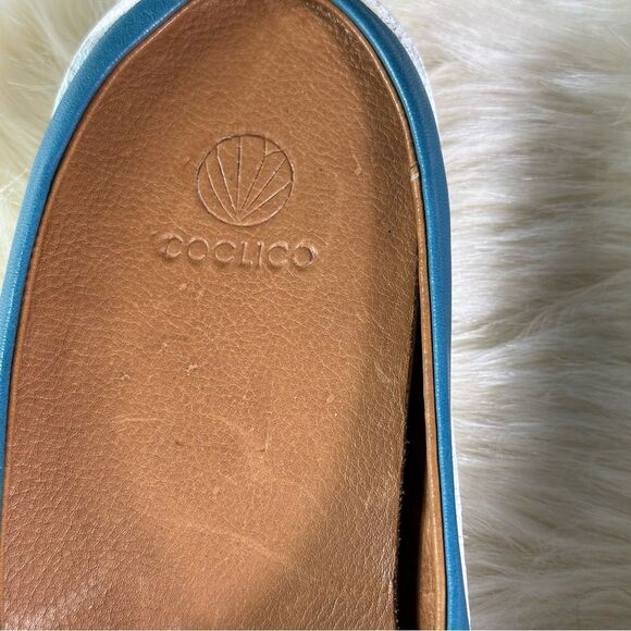 Coclico Blue and White Mules with Minimalist Design - Picture 2 of 10